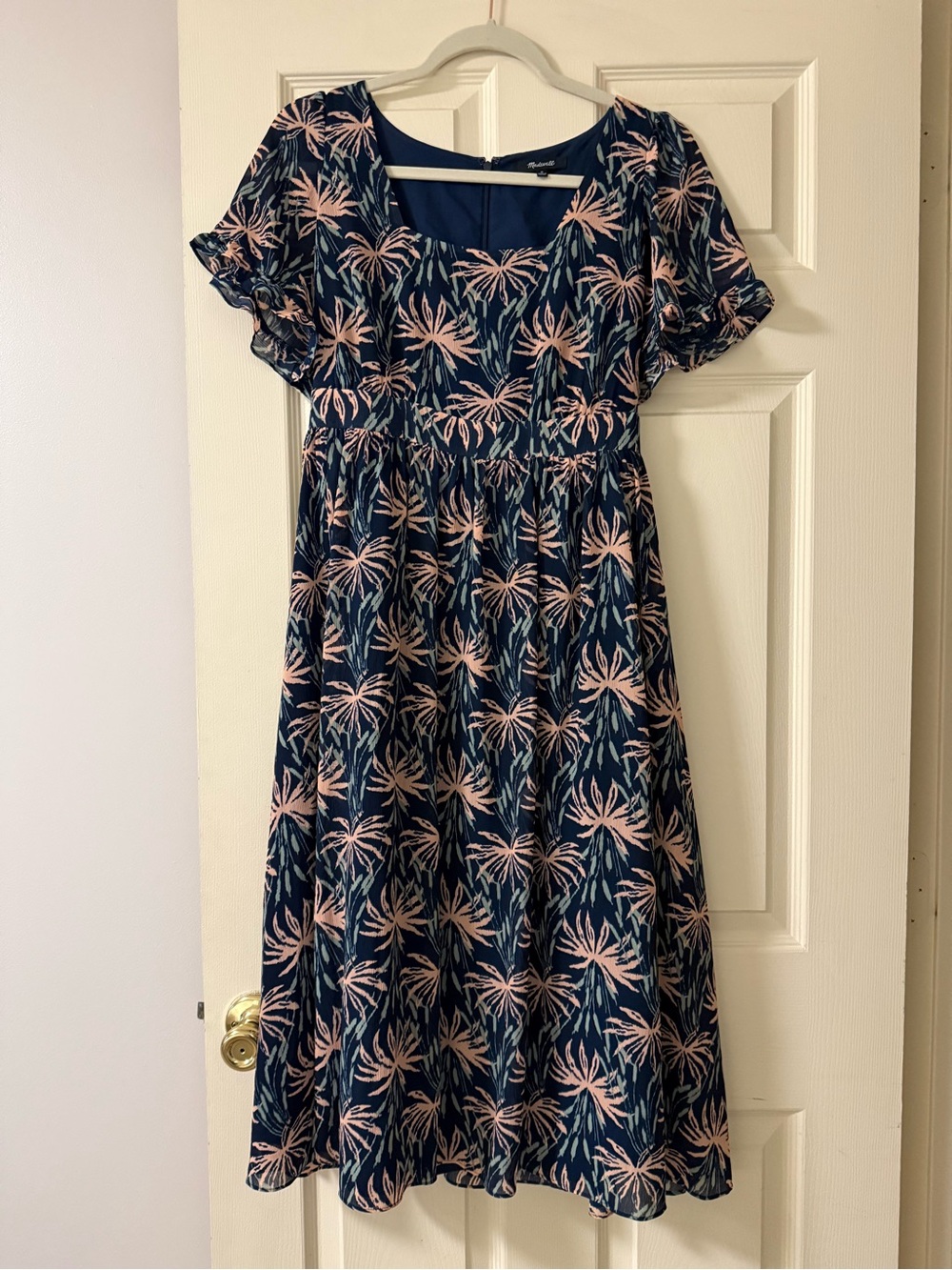 Madewell Ruffle-Sleeve Oasis Palms Dress